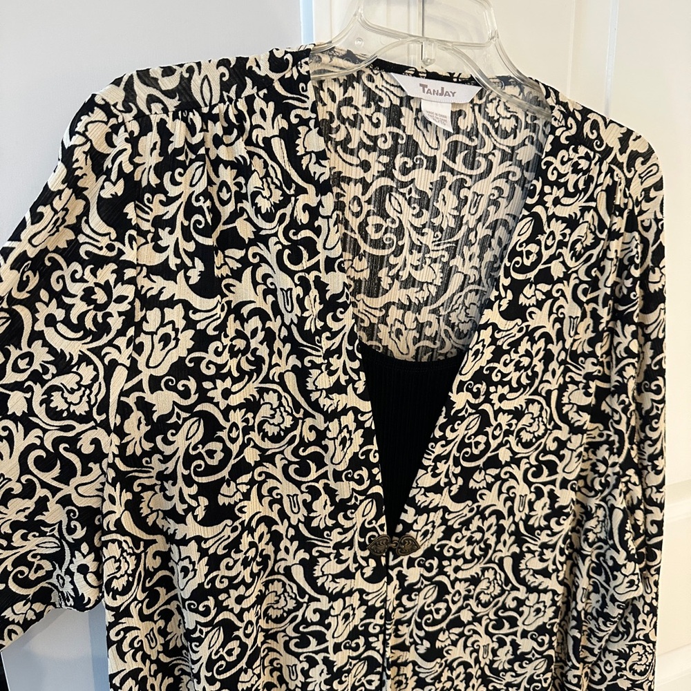 TanJay Black and White Patterned XL Blouse